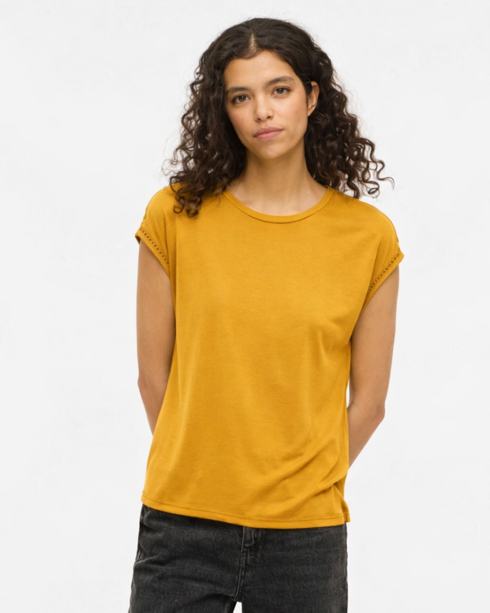 Camiseta mostaza detalle mangas – VILA